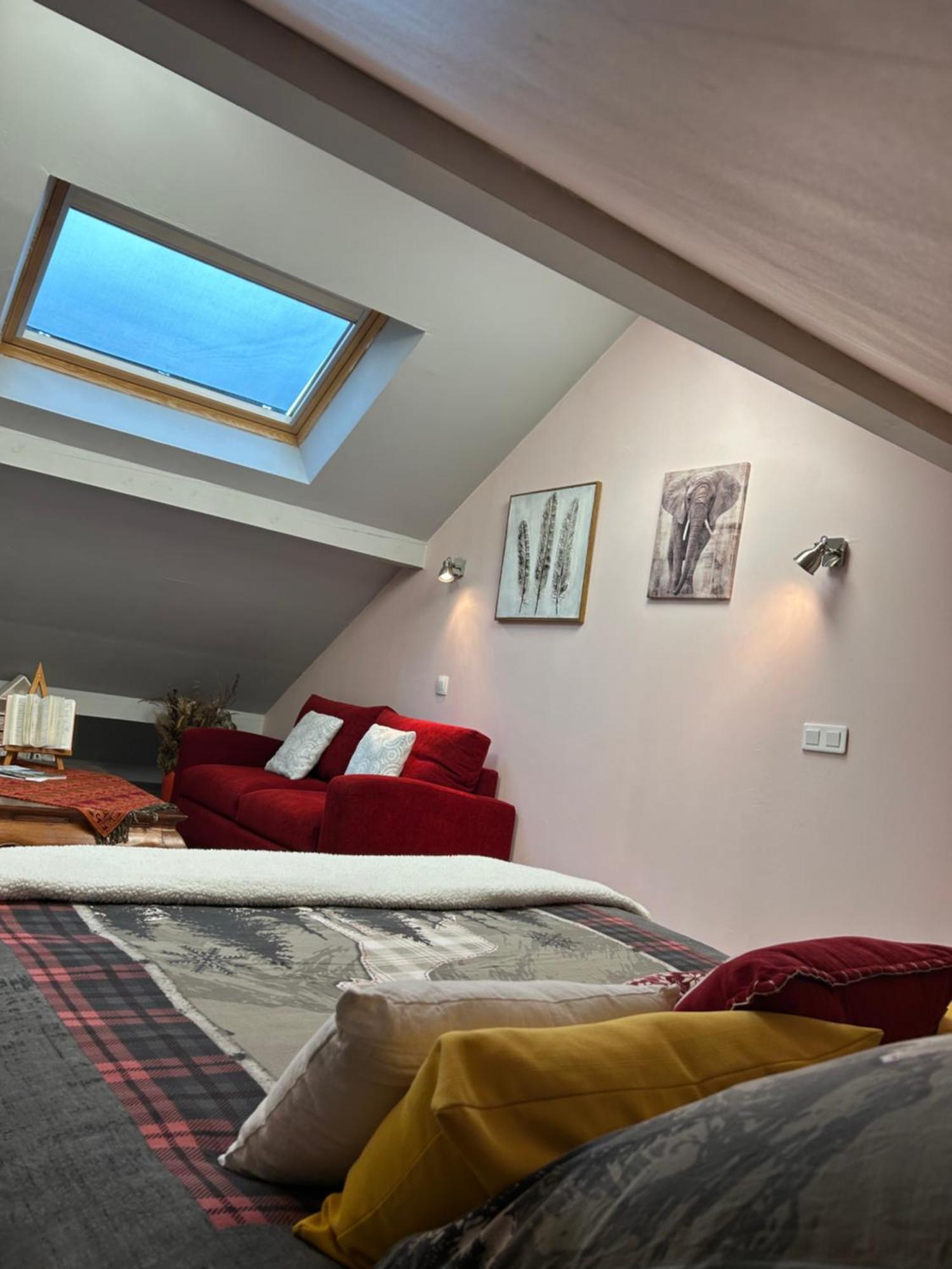 A La Marc'Quize Chambres D'Hotes, Petit Dejeuner Compris, Avec Piscine A Debordement En Exterieur, Bain Nordique A 38 Degres En Prestation Supplement Sur Reservation Horaire Anticipee 1 Place De Parking Gratuite Sur Place Mouxy Exterior photo